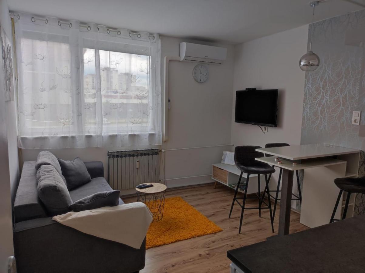Apartman Emy Karlovac Esterno foto