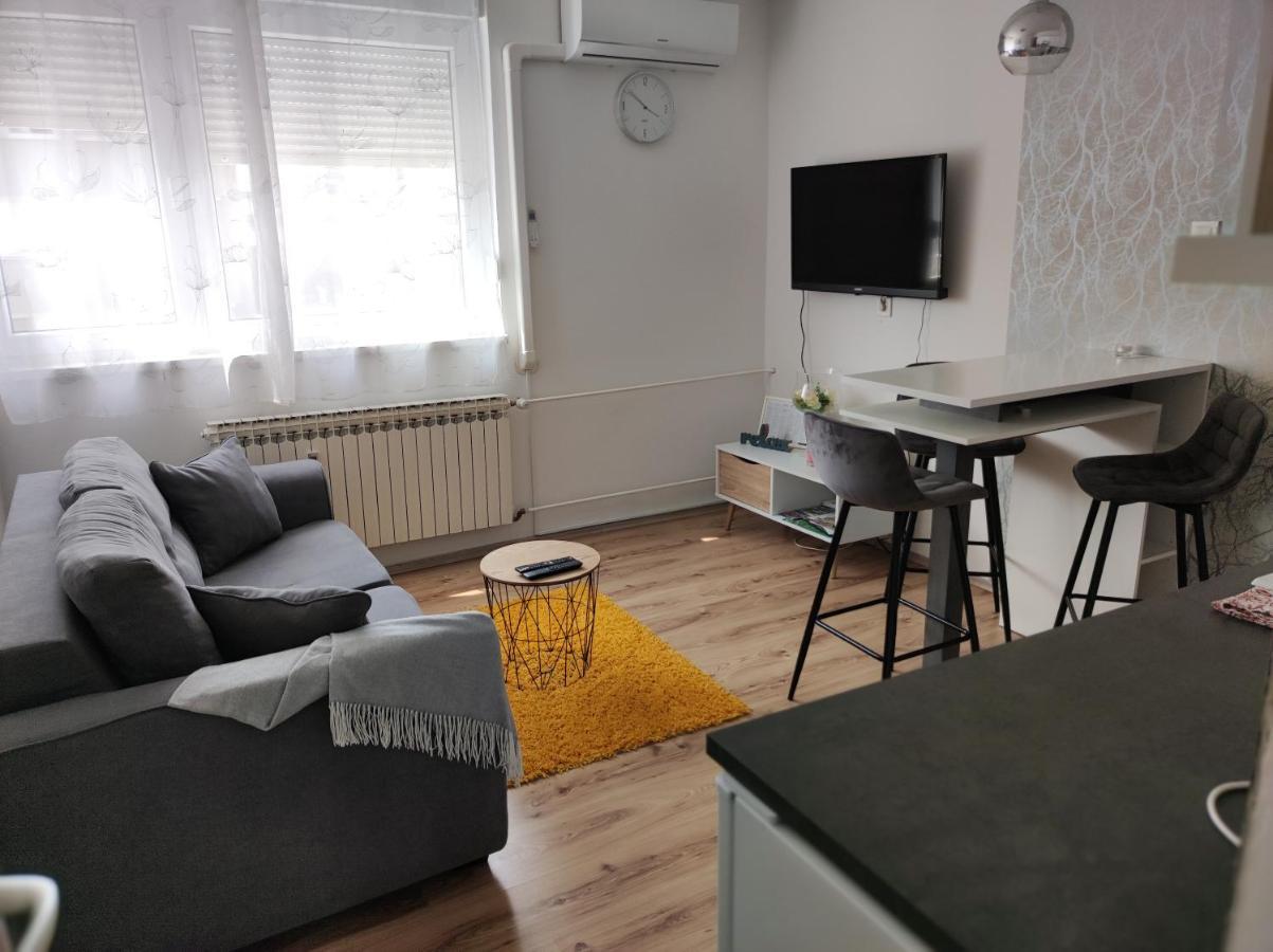 Apartman Emy Karlovac Esterno foto